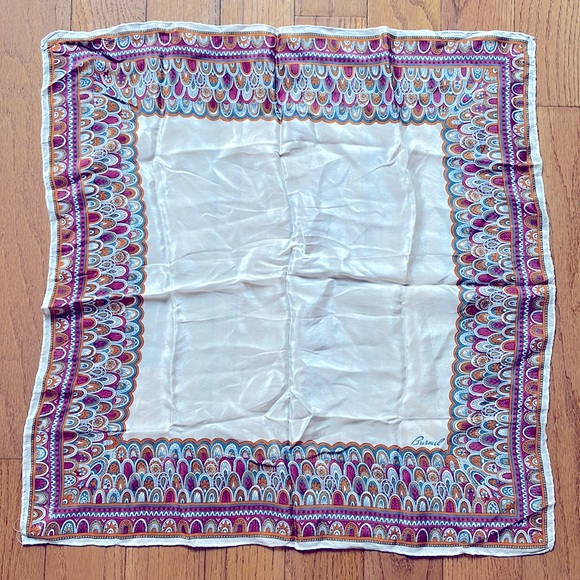 Foulard En Soie 100% MOLYNEAUX Roulé Main - Blanc Vintage - Occasion Porté